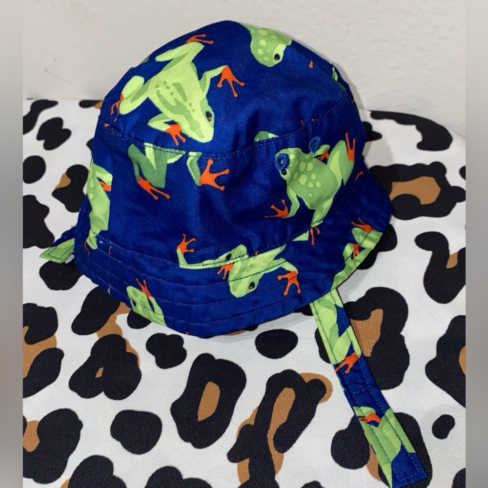 🆕JANIE AND JACK 100% COTTON FROG BUCKET HAT WITH VELCRO STRAP